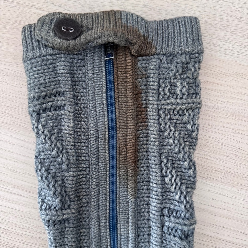 UGG Cable Knit Slippers - Gray and Blue - Picture 3 of 10